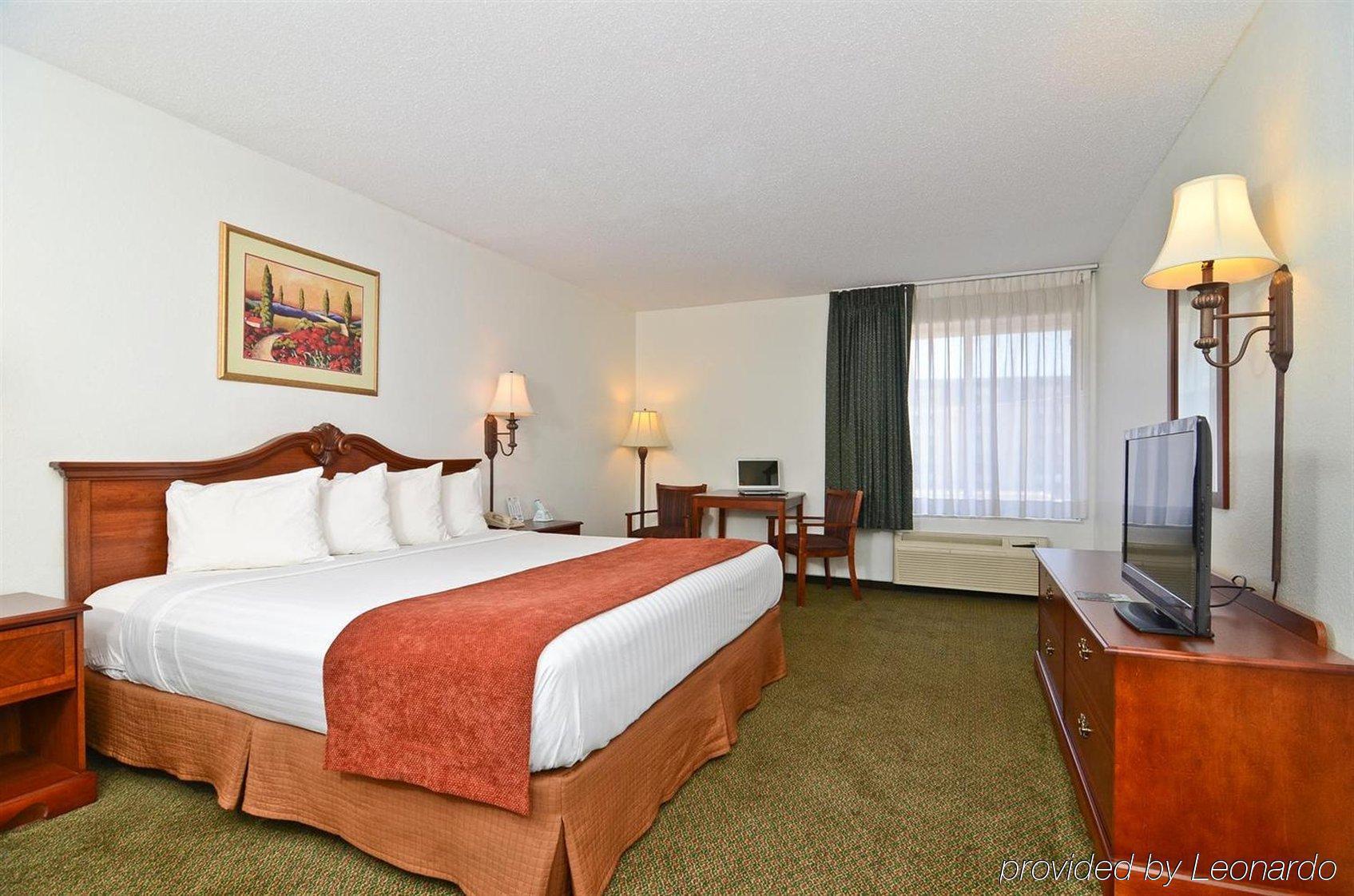 Econo Lodge Inn & Suites Fairview Heights Near I-64 St Louis Zimmer foto